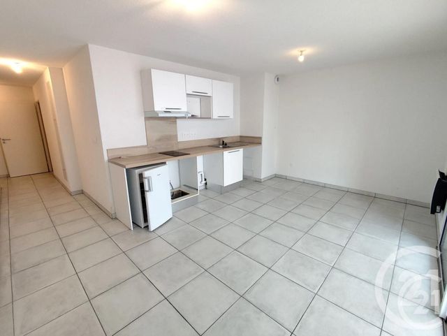 Appartement F2 à louer - 2 pièces - 41.5 m2 - NIMES - 30 - LANGUEDOC-ROUSSILLON - Century 21 Vicarello
