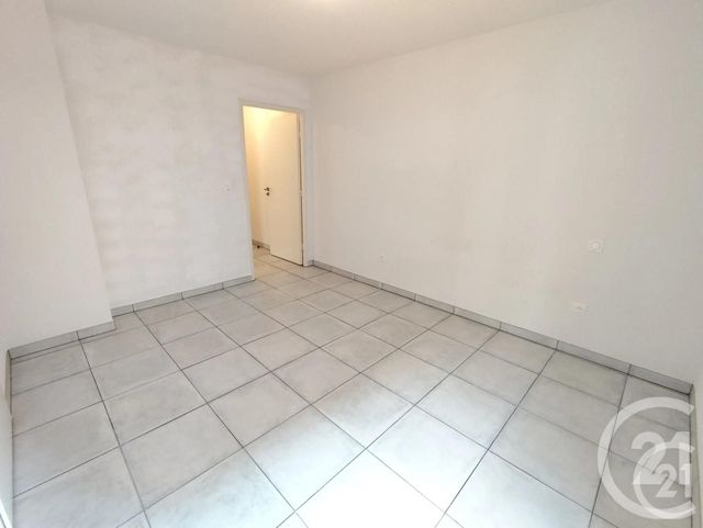 Appartement F2 à louer - 2 pièces - 41.5 m2 - NIMES - 30 - LANGUEDOC-ROUSSILLON - Century 21 Vicarello