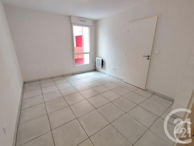 Appartement F2 à louer - 2 pièces - 41.5 m2 - NIMES - 30 - LANGUEDOC-ROUSSILLON - Century 21 Vicarello