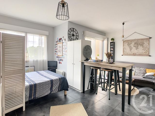 Appartement Studio à louer - 1 pièce - 33.29 m2 - CASTELNAU LE LEZ - 34 - LANGUEDOC-ROUSSILLON - Century 21 Vicarello