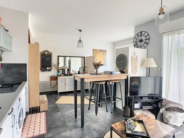 Appartement Studio à louer - 1 pièce - 33.29 m2 - CASTELNAU LE LEZ - 34 - LANGUEDOC-ROUSSILLON - Century 21 Vicarello