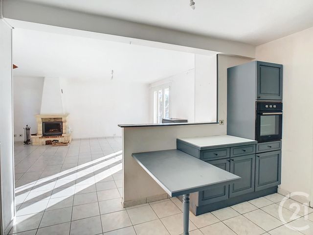 maison à louer - 4 pièces - 86.47 m2 - PRADES LE LEZ - 34 - LANGUEDOC-ROUSSILLON - Century 21 Vicarello