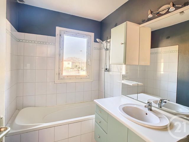 maison à louer - 4 pièces - 86.47 m2 - PRADES LE LEZ - 34 - LANGUEDOC-ROUSSILLON - Century 21 Vicarello