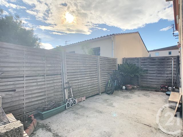 Appartement F2 à louer - 2 pièces - 45.63 m2 - MAUGUIO CARNON - 34 - LANGUEDOC-ROUSSILLON - Century 21 Vicarello