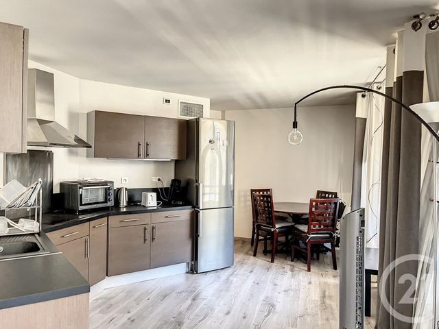 Appartement F3 à louer - 3 pièces - 59.46 m2 - MONTPELLIER - 34 - LANGUEDOC-ROUSSILLON - Century 21 Vicarello