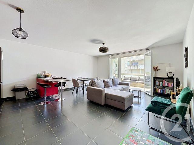 Appartement F3 à vendre - 3 pièces - 69.31 m2 - CASTELNAU LE LEZ - 34 - LANGUEDOC-ROUSSILLON - Century 21 Vicarello