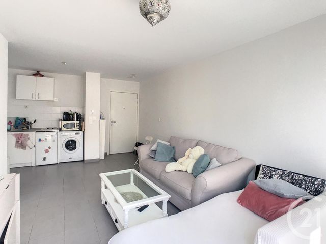 Appartement F2 à louer - 2 pièces - 37.3 m2 - CASTELNAU LE LEZ - 34 - LANGUEDOC-ROUSSILLON - Century 21 Vicarello
