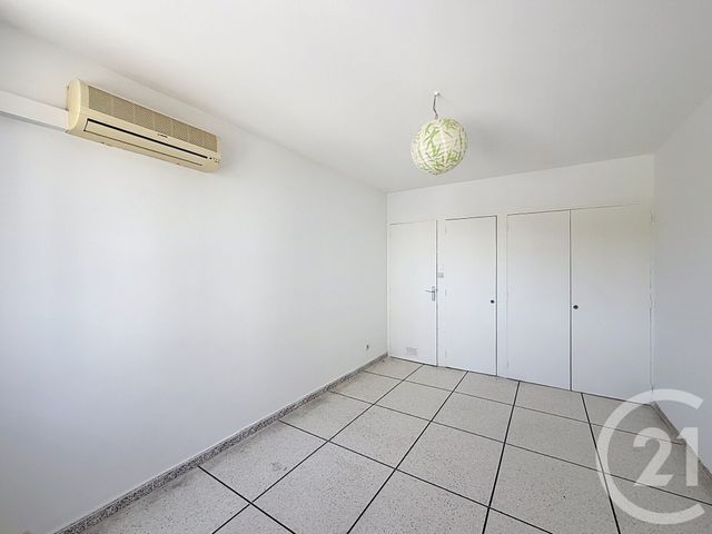 Appartement F3 à louer - 3 pièces - 76.96 m2 - CASTELNAU LE LEZ - 34 - LANGUEDOC-ROUSSILLON - Century 21 Vicarello