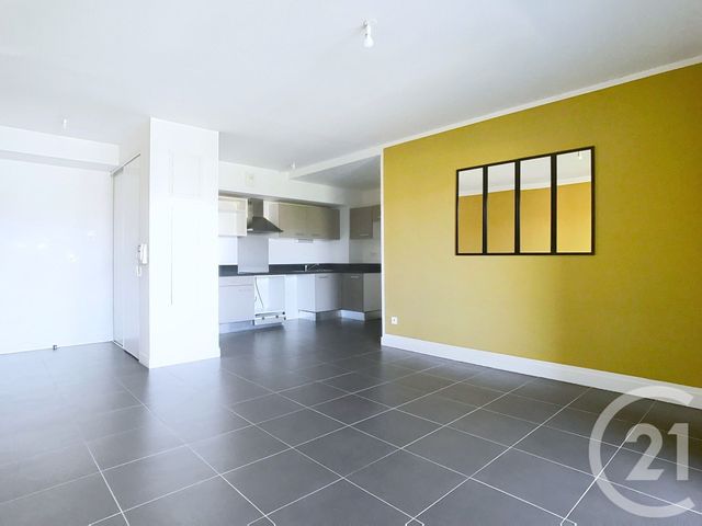 Appartement F3 à vendre - 3 pièces - 72.39 m2 - CASTELNAU LE LEZ - 34 - LANGUEDOC-ROUSSILLON - Century 21 Vicarello