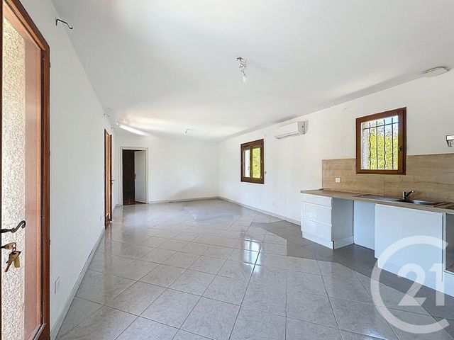 Appartement F4 à louer - 4 pièces - 76.53 m2 - ST GELY DU FESC - 34 - LANGUEDOC-ROUSSILLON - Century 21 Vicarello