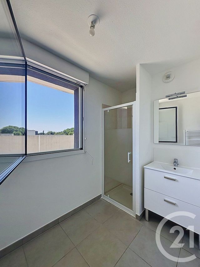 Appartement F3 à vendre - 3 pièces - 66.0 m2 - CASTELNAU LE LEZ - 34 - LANGUEDOC-ROUSSILLON - Century 21 Vicarello