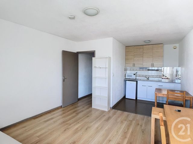 Appartement Studio à louer - 1 pièce - 27.3 m2 - MONTPELLIER - 34 - LANGUEDOC-ROUSSILLON - Century 21 Vicarello
