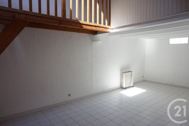 Appartement Studio à louer - 1 pièce - 39.59 m2 - MONTPELLIER - 34 - LANGUEDOC-ROUSSILLON - Century 21 Vicarello