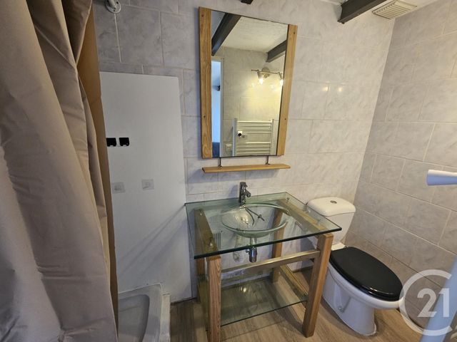 Appartement Duplex à louer - 2 pièces - 20.6 m2 - MONTPELLIER - 34 - LANGUEDOC-ROUSSILLON - Century 21 Vicarello