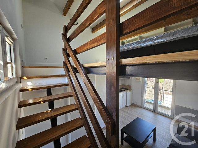 Appartement Duplex à louer - 2 pièces - 20.6 m2 - MONTPELLIER - 34 - LANGUEDOC-ROUSSILLON - Century 21 Vicarello