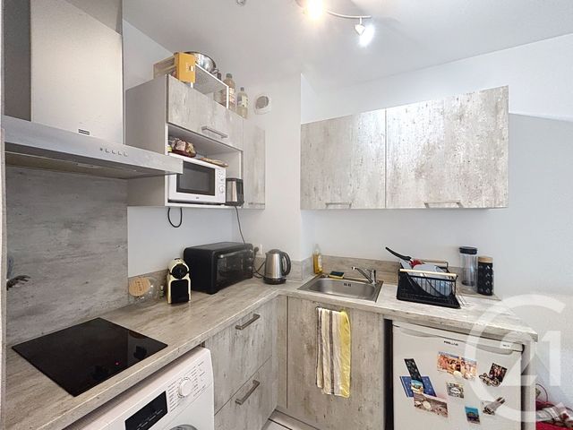 Appartement F2 à louer - 2 pièces - 38.0 m2 - MONTPELLIER - 34 - LANGUEDOC-ROUSSILLON - Century 21 Vicarello
