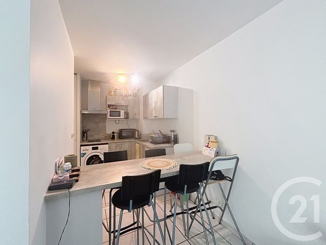 Appartement F2 à louer - 2 pièces - 38.0 m2 - MONTPELLIER - 34 - LANGUEDOC-ROUSSILLON - Century 21 Vicarello