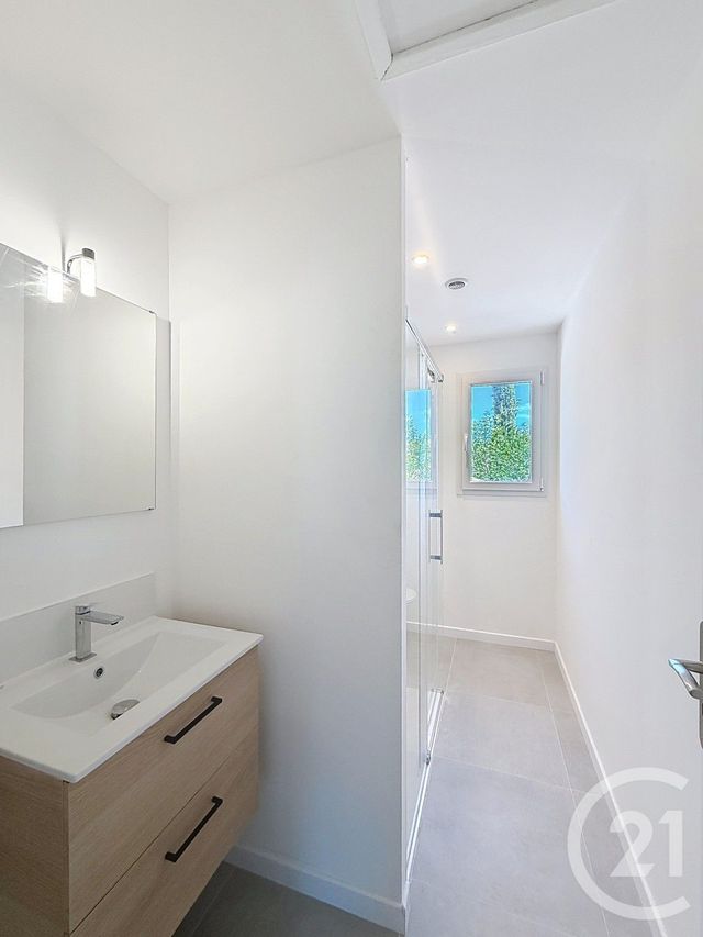 Appartement F4 à louer - 4 pièces - 87.0 m2 - MONTFERRIER SUR LEZ - 34 - LANGUEDOC-ROUSSILLON - Century 21 Vicarello