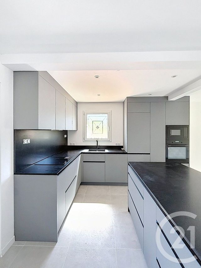 Appartement F4 à louer - 4 pièces - 87.0 m2 - MONTFERRIER SUR LEZ - 34 - LANGUEDOC-ROUSSILLON - Century 21 Vicarello