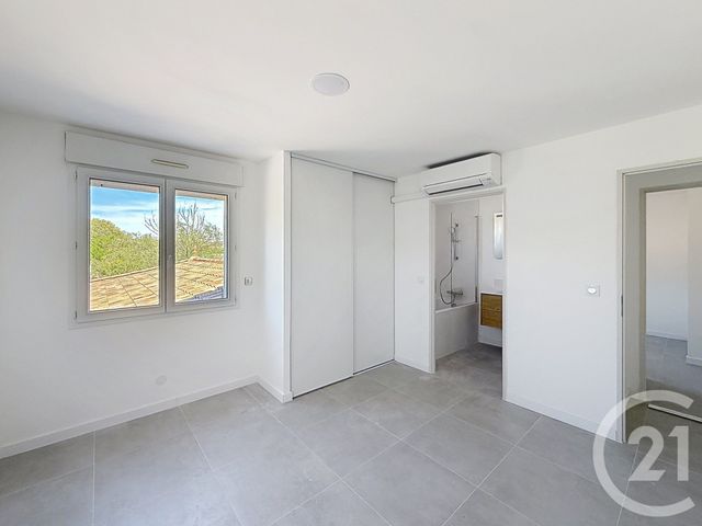Appartement F4 à louer - 4 pièces - 87.0 m2 - MONTFERRIER SUR LEZ - 34 - LANGUEDOC-ROUSSILLON - Century 21 Vicarello