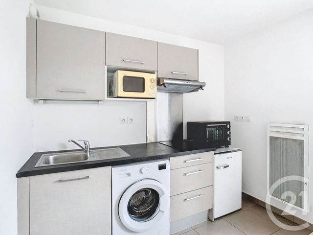 Appartement F1 à louer - 1 pièce - 23.42 m2 - CASTELNAU LE LEZ - 34 - LANGUEDOC-ROUSSILLON - Century 21 Vicarello