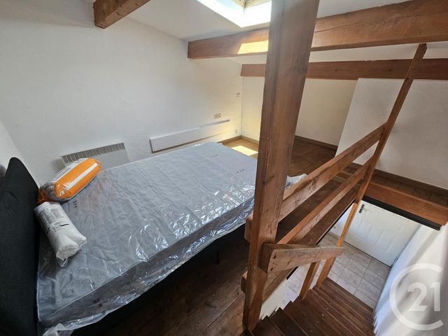 Appartement Duplex à louer - 2 pièces - 19.38 m2 - MONTPELLIER - 34 - LANGUEDOC-ROUSSILLON - Century 21 Vicarello