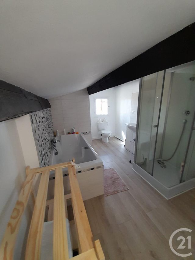 maison à louer - 5 pièces - 128.04 m2 - CASTRIES - 34 - LANGUEDOC-ROUSSILLON - Century 21 Vicarello