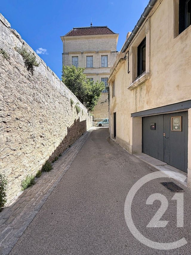 Appartement F1 à vendre CASTRIES