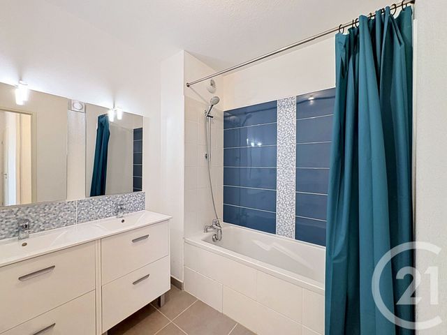 Appartement F3 à vendre - 3 pièces - 57.11 m2 - JUVIGNAC - 34 - LANGUEDOC-ROUSSILLON - Century 21 Vicarello