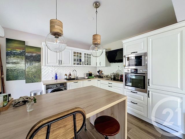 Appartement F3 à vendre - 3 pièces - 80.0 m2 - ST AUNES - 34 - LANGUEDOC-ROUSSILLON - Century 21 Vicarello