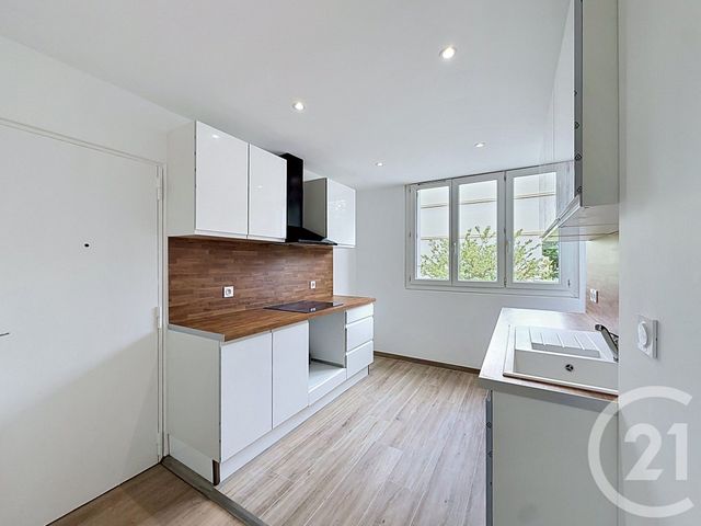 Appartement F3 à vendre - 3 pièces - 67.15 m2 - CASTELNAU LE LEZ - 34 - LANGUEDOC-ROUSSILLON - Century 21 Vicarello