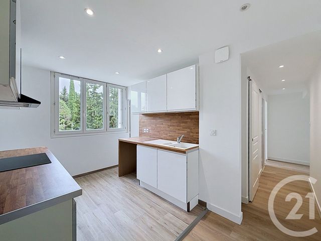 Appartement F3 à vendre - 3 pièces - 67.15 m2 - CASTELNAU LE LEZ - 34 - LANGUEDOC-ROUSSILLON - Century 21 Vicarello
