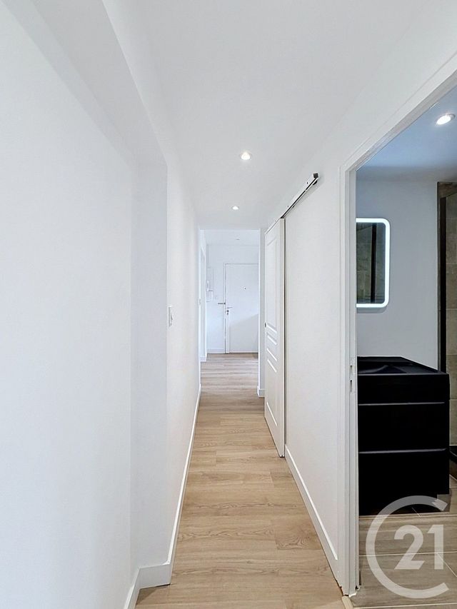 Appartement F3 à vendre - 3 pièces - 67.15 m2 - CASTELNAU LE LEZ - 34 - LANGUEDOC-ROUSSILLON - Century 21 Vicarello