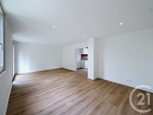 Appartement F3 à vendre - 3 pièces - 67.15 m2 - CASTELNAU LE LEZ - 34 - LANGUEDOC-ROUSSILLON - Century 21 Vicarello