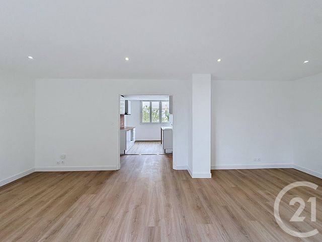 Appartement F3 à vendre - 3 pièces - 67.15 m2 - CASTELNAU LE LEZ - 34 - LANGUEDOC-ROUSSILLON - Century 21 Vicarello