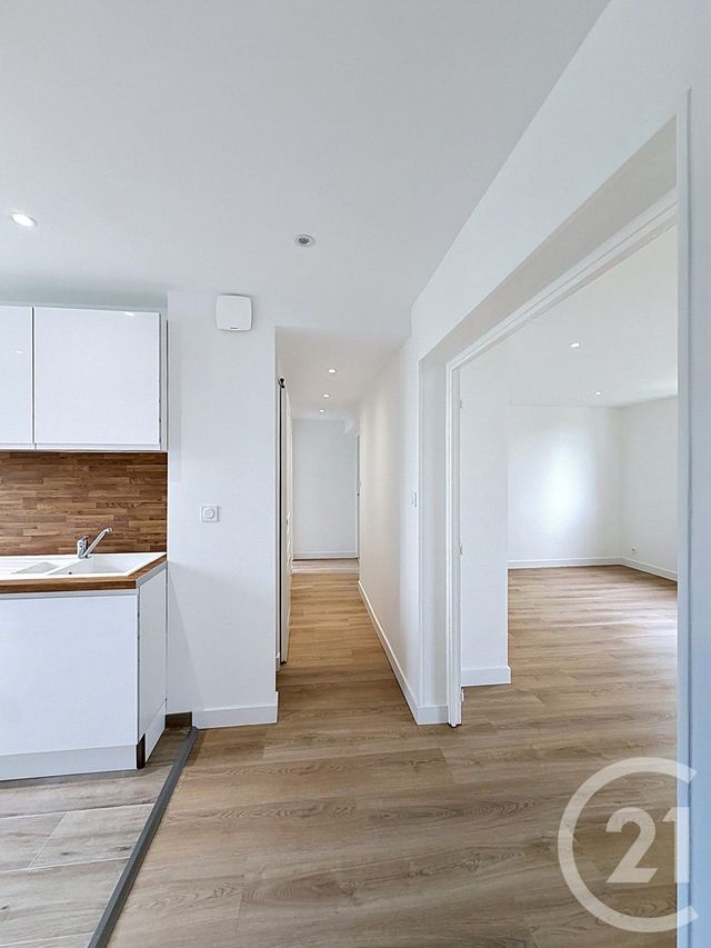 Appartement F3 à vendre - 3 pièces - 67.15 m2 - CASTELNAU LE LEZ - 34 - LANGUEDOC-ROUSSILLON - Century 21 Vicarello