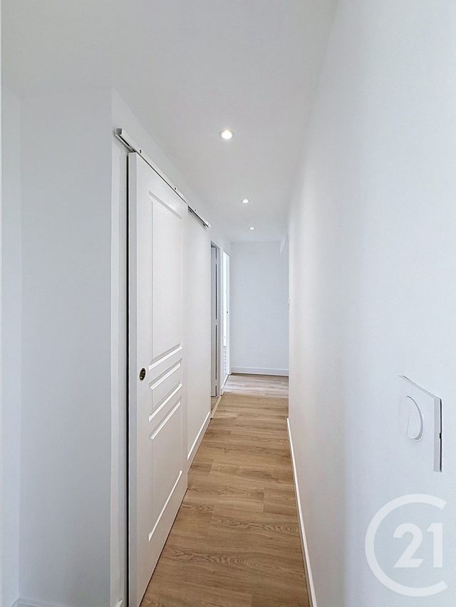 Appartement F3 à vendre - 3 pièces - 67.15 m2 - CASTELNAU LE LEZ - 34 - LANGUEDOC-ROUSSILLON - Century 21 Vicarello