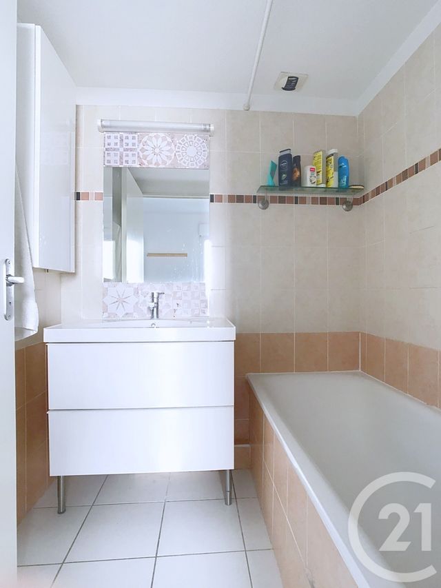 Appartement T2 à vendre - 2 pièces - 41.92 m2 - MONTPELLIER - 34 - LANGUEDOC-ROUSSILLON - Century 21 Vicarello