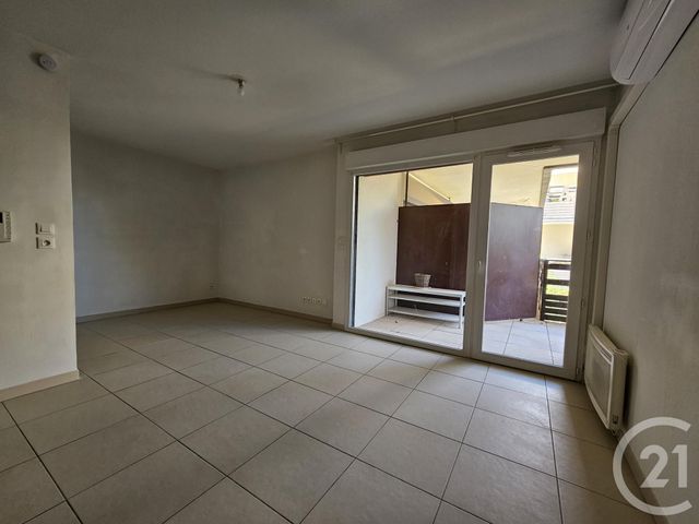Appartement F1 à louer - 1 pièce - 32.38 m2 - FABREGUES - 34 - LANGUEDOC-ROUSSILLON - Century 21 Vicarello