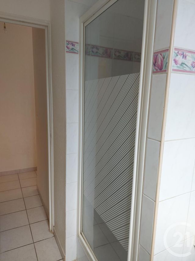 Appartement F3 à louer - 3 pièces - 52.65 m2 - MAUGUIO CARNON - 34 - LANGUEDOC-ROUSSILLON - Century 21 Vicarello