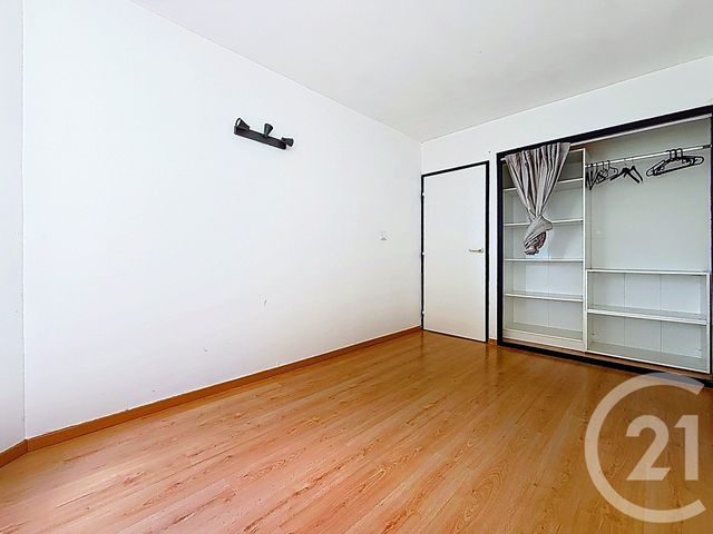 Appartement T4 à vendre - 3 pièces - 78.56 m2 - MONTPELLIER - 34 - LANGUEDOC-ROUSSILLON - Century 21 Vicarello