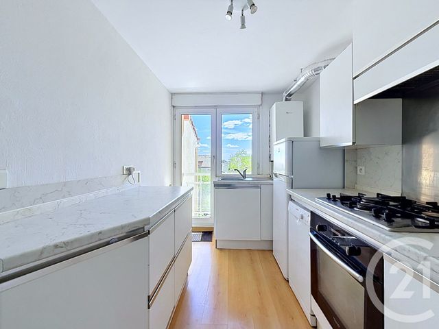 Appartement T4 à vendre - 3 pièces - 78.56 m2 - MONTPELLIER - 34 - LANGUEDOC-ROUSSILLON - Century 21 Vicarello