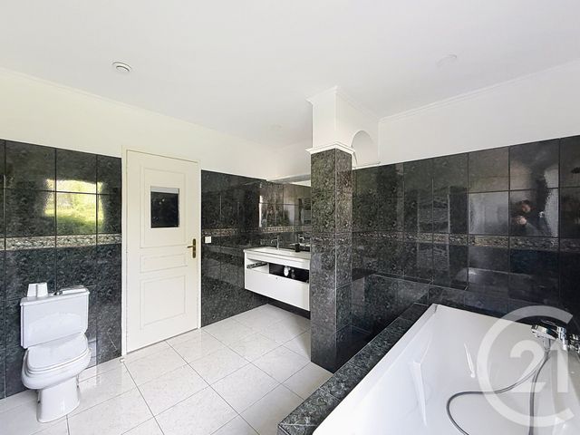 maison à louer - 6 pièces - 194.4 m2 - PEROLS - 34 - LANGUEDOC-ROUSSILLON - Century 21 Vicarello