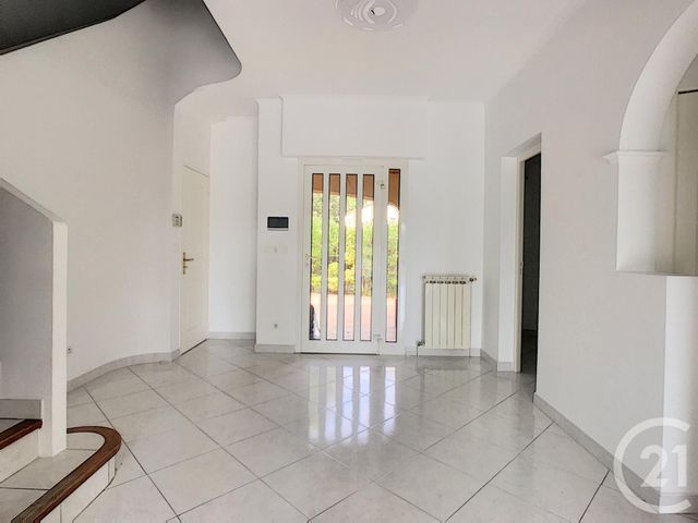 maison à louer - 6 pièces - 194.4 m2 - PEROLS - 34 - LANGUEDOC-ROUSSILLON - Century 21 Vicarello