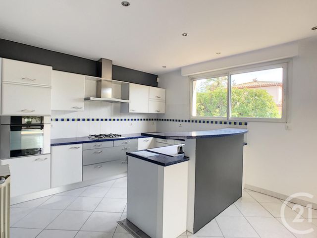 maison à louer - 6 pièces - 194.4 m2 - PEROLS - 34 - LANGUEDOC-ROUSSILLON - Century 21 Vicarello