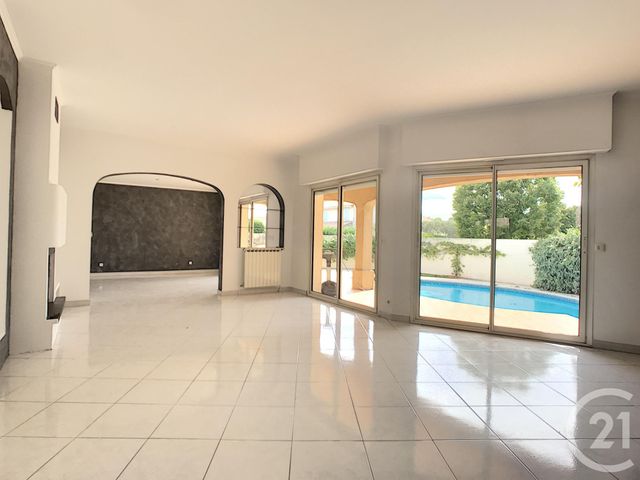 maison à louer - 6 pièces - 194.4 m2 - PEROLS - 34 - LANGUEDOC-ROUSSILLON - Century 21 Vicarello