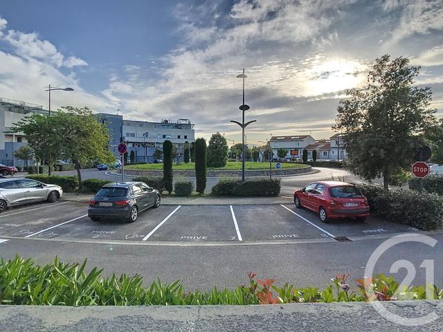 Appartement F2 à vendre - 2 pièces - 45.63 m2 - AIMARGUES - 30 - LANGUEDOC-ROUSSILLON - Century 21 Vicarello