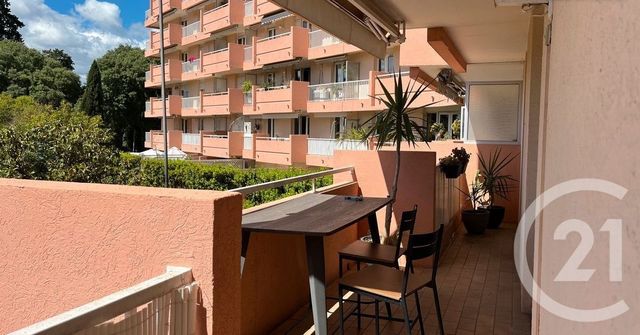 Appartement F4 à vendre - 4 pièces - 97.29 m2 - MONTPELLIER - 34 - LANGUEDOC-ROUSSILLON - Century 21 Vicarello