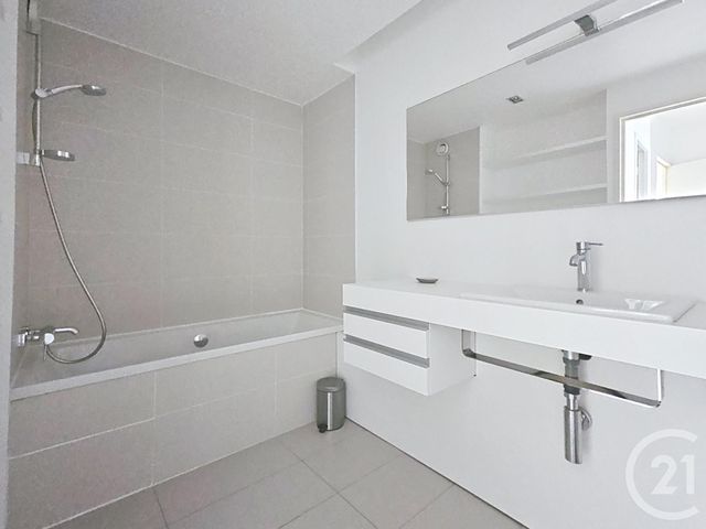 Appartement F3 à louer - 3 pièces - 68.89 m2 - MONTPELLIER - 34 - LANGUEDOC-ROUSSILLON - Century 21 Vicarello