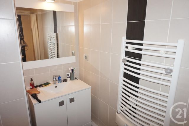 Appartement F2 à louer - 2 pièces - 39.5 m2 - MONTPELLIER - 34 - LANGUEDOC-ROUSSILLON - Century 21 Vicarello